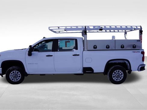 Used 2025 Chevrolet Silverado 2500 W/T w/ WT/CX Safety Package image 9