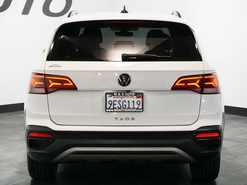Used 2023 Volkswagen Taos S FWD image 4