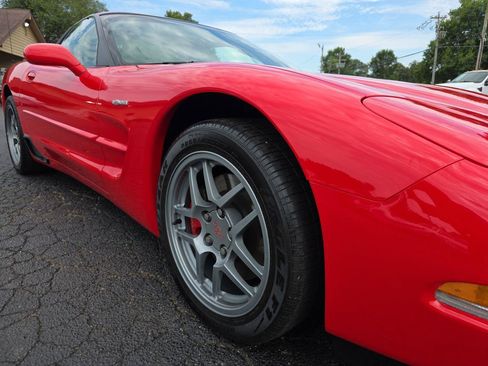 Used 2001 Chevrolet Corvette Z06 w/ Memory Pkg RWD image 39