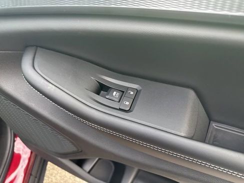 New 2025 Jeep Grand Cherokee Altitude w/ Trailer Tow Package image 21