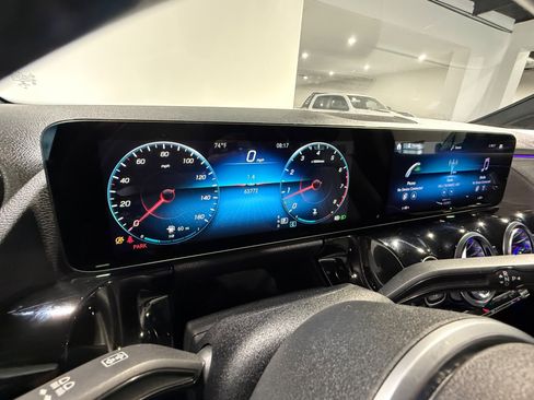 Used 2022 Mercedes-Benz GLA 250 4MATIC image 30