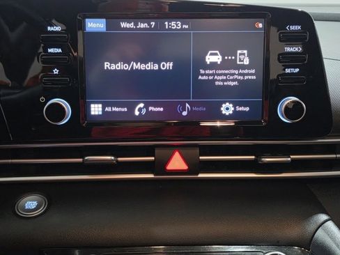 Used 2022 Hyundai Elantra SEL w/ Convenience + Premium Package image 20