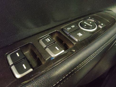 Used 2017 Kia Sorento L FWD image 27