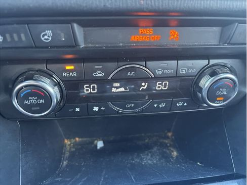 Used 2018 MAZDA CX-9 Signature image 18