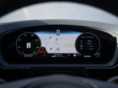 Certified 2024 Porsche Cayenne image 24