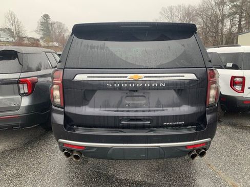Used 2023 Chevrolet Suburban Premier image 20
