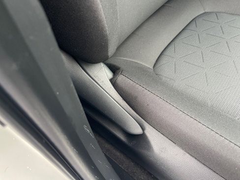 New 2025 Toyota RAV4 XLE image 17