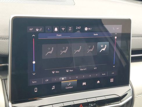 Used 2025 Jeep Compass Limited image 20