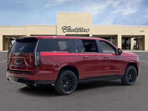Certified 2024 Cadillac Escalade ESV Sport Platinum w/ LPO, ONYX Package AWD/4WD image 5