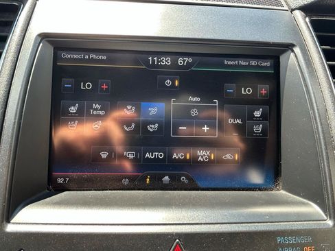 Used 2015 Ford Taurus Limited w/ Equipment Group 301A FWD image 25