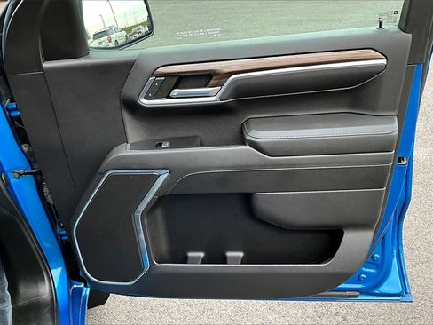 Used 2022 Chevrolet Silverado 1500 RST image 25