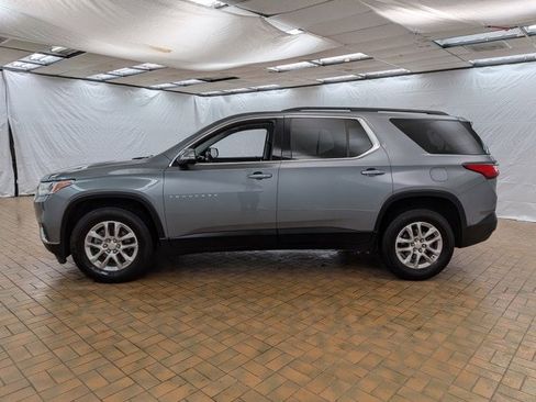 Used 2020 Chevrolet Traverse LT image 4