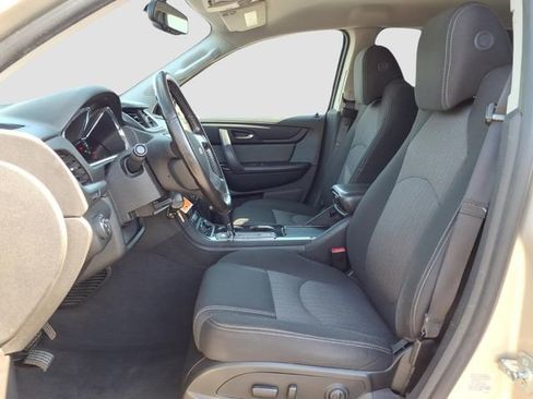 Used 2017 Chevrolet Traverse LT AWD/4WD image 8