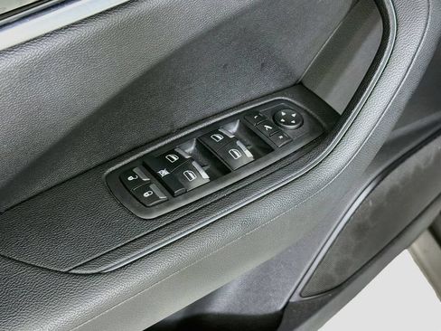 Used 2023 Maserati Levante Modena AWD/4WD image 18
