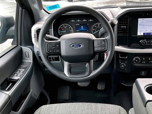 Used 2023 Ford F150 XLT image 5