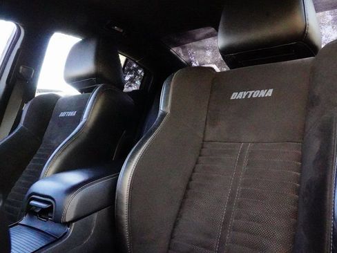 Used 2022 Dodge Charger Scat Pack w/ Daytona Edition Group image 14