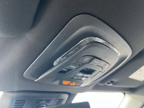 New 2025 Toyota Crown Signia image 28