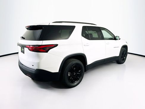 Used 2023 Chevrolet Traverse LT image 9
