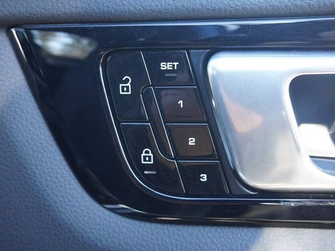 Used 2019 Porsche Cayenne E-Hybrid image 44