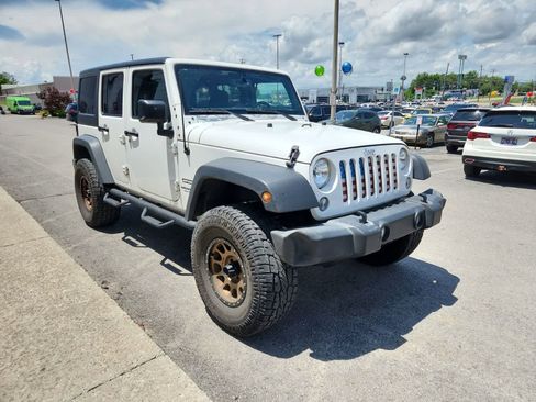 Used 2017 Jeep Wrangler Unlimited Sport w/ Quick Order Package 24S AWD/4WD image 7