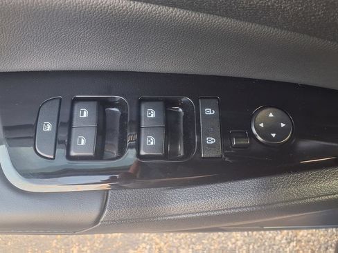 Used 2024 Kia Sportage X-Line w/ X-Line Premium Package AWD/4WD image 11