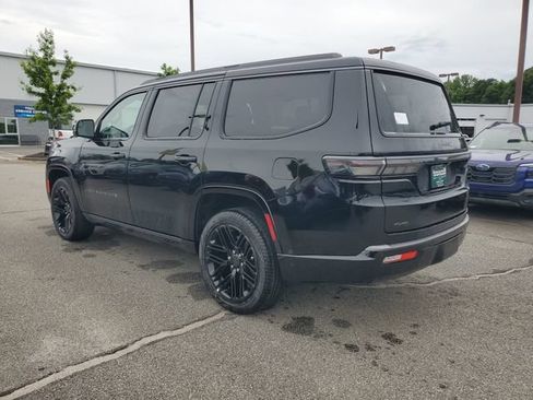 New 2026 Jeep Grand Wagoneer Limited AWD/4WD image 4