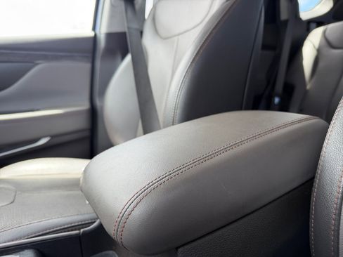 Used 2020 Hyundai Santa Fe Limited w/ Cargo Package FWD image 15