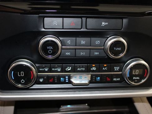 Used 2024 Ford Expedition Max Limited RWD image 49