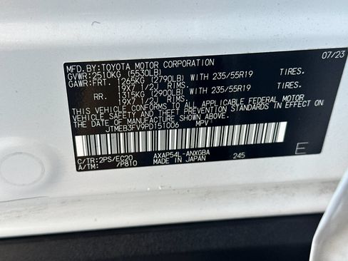 Used 2023 Toyota RAV4 XSE w/ Weather Package AWD/4WD image 27
