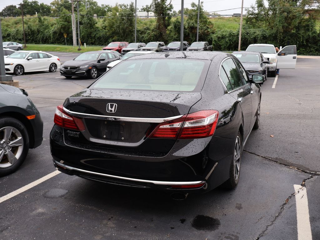 Used 2016 Honda Accord EX-L image 7