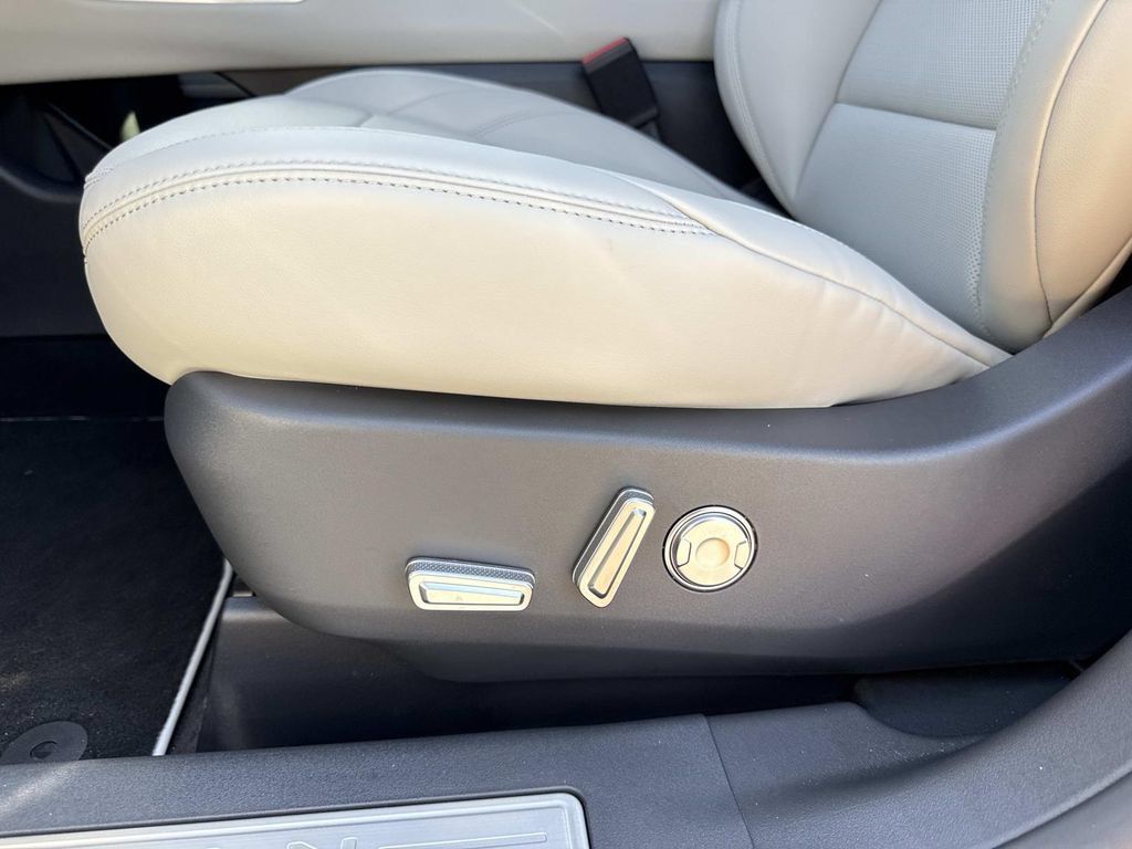 New 2026 Lincoln Nautilus Premier w/ Equipment Group 102A AWD/4WD image 20