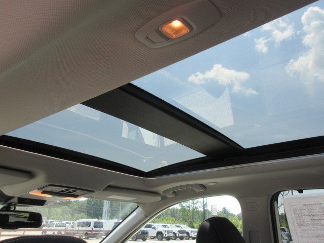 Used 2023 Nissan Rogue SL w/ SL Premium Package FWD image 17