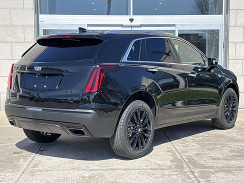 New 2026 Cadillac XT5 Premium Luxury w/ LPO, ONYX Package image 5