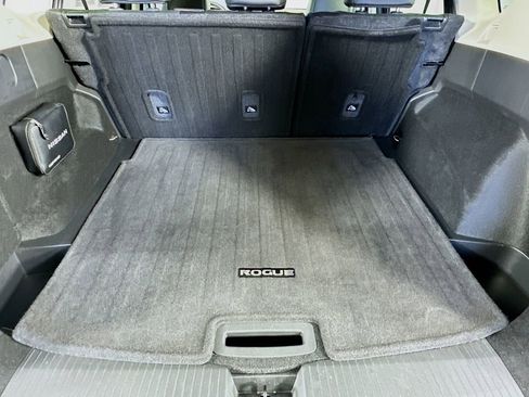 Certified 2023 Nissan Rogue SV w/ SV Premium Package image 36