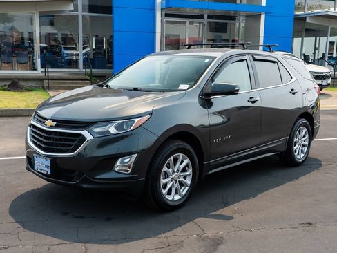 Used 2018 Chevrolet Equinox LT AWD/4WD image 2