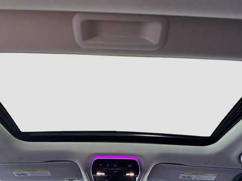 Used 2023 Mercedes-Benz C 300 Sedan image 21