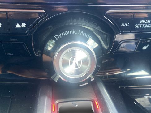 Used 2025 Acura MDX A-Spec AWD/4WD image 32