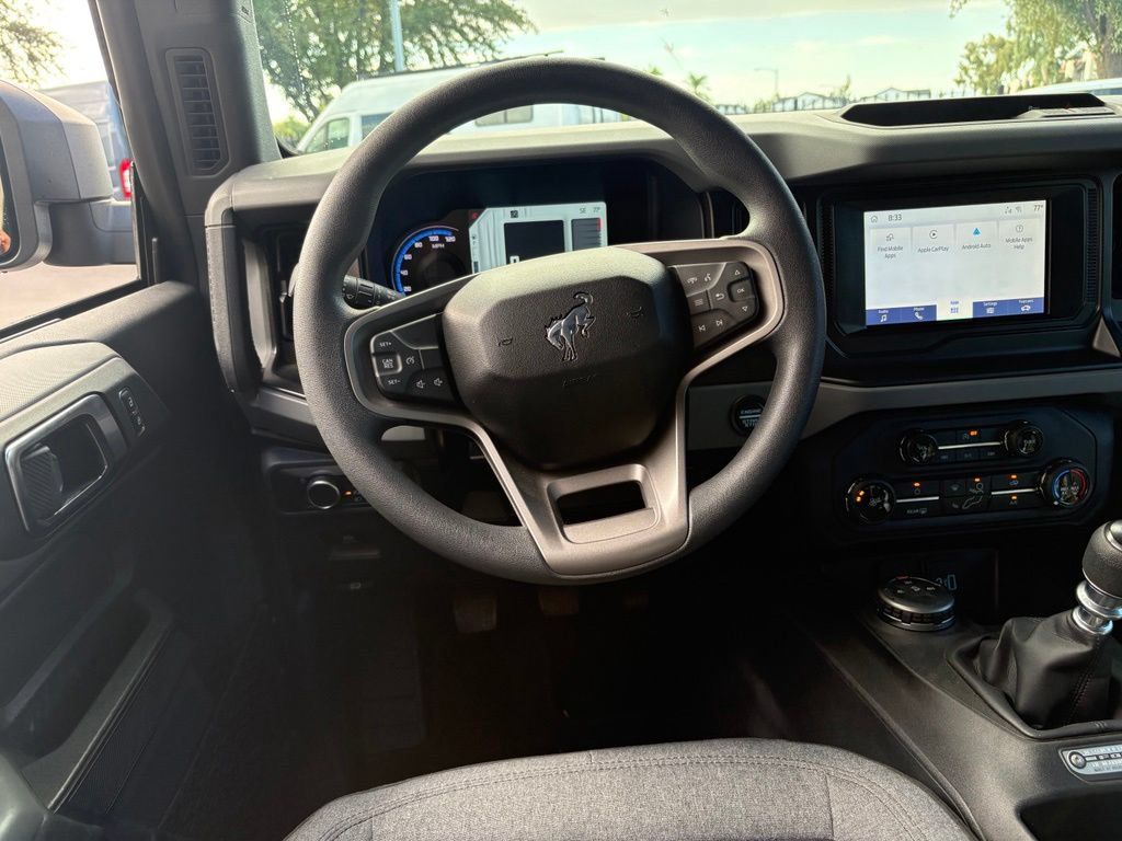 Used 2022 Ford Bronco 2-Door AWD/4WD image 6