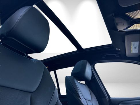 Used 2024 BMW X3 xDrive30i w/ Convenience Package image 17