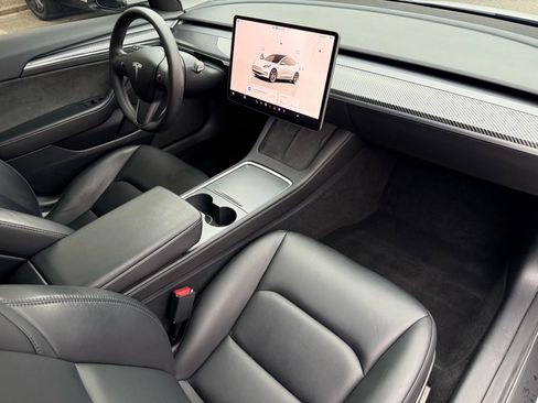 Used 2023 Tesla Model 3 Standard Range image 21