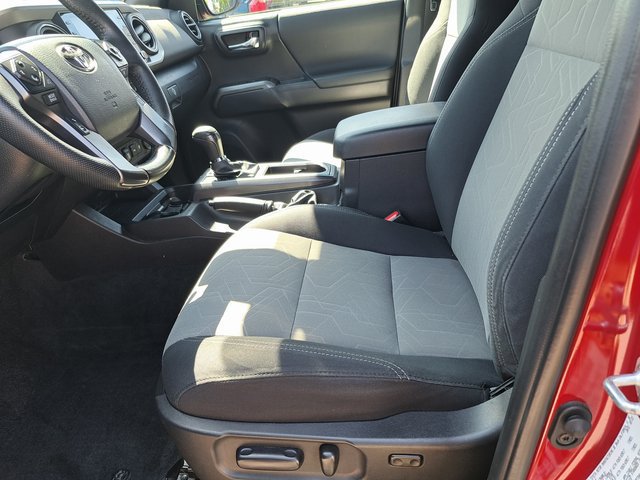 Used 2023 Toyota Tacoma TRD Sport AWD/4WD image 27