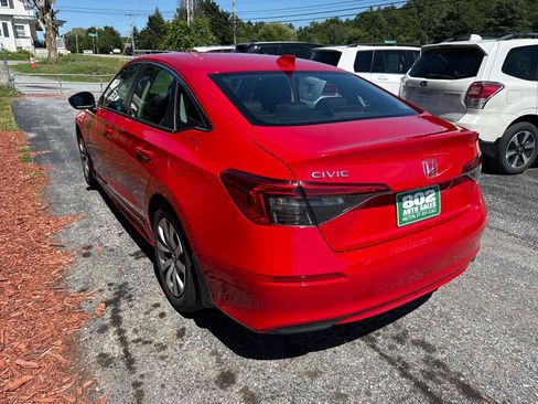 Used 2023 Honda Civic LX image 5