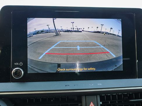 Used 2024 Toyota Prius Prime FWD image 23