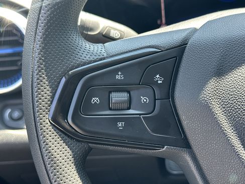 Used 2024 Chevrolet Trax LT image 24