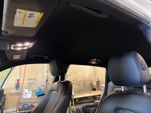 Used 2020 Mercedes-Benz GLB 250 4MATIC image 11