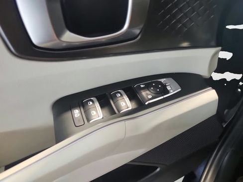 Certified 2023 Kia Sorento EX AWD/4WD image 19