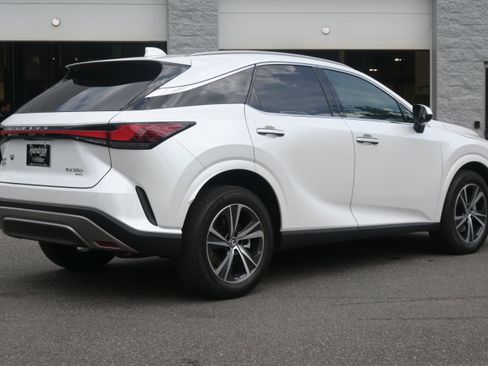Used 2023 Lexus RX 350 Premium w/ Cold Area Package AWD/4WD image 9