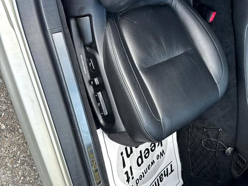 Used 2002 Lexus SC 430 Convertible image 11