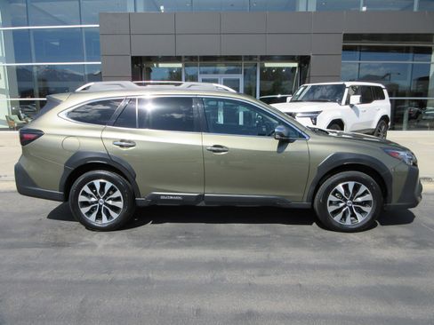 Used 2023 Subaru Outback Touring XT w/ Tech Package 2 AWD/4WD image 12
