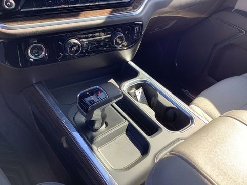 Used 2023 Chevrolet Silverado 1500 LT Trail Boss image 18